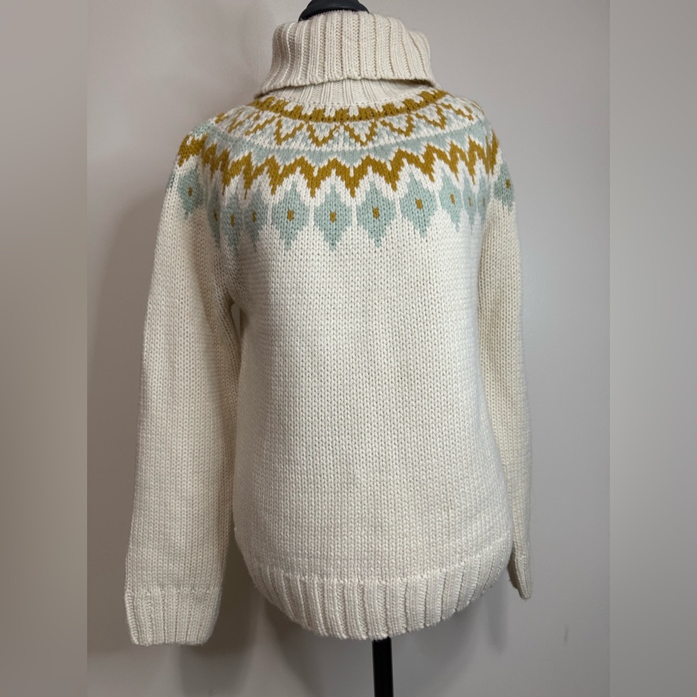 Rachel Zoe Cream and Gold Turtleneck Sweater